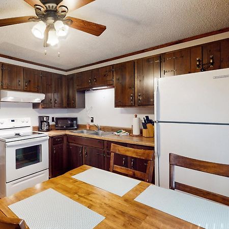 2 Bed 2 Bath Vacation Home In Whittier II ภายนอก รูปภาพ