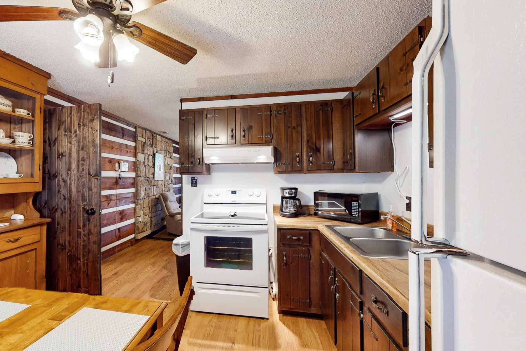 2 Bed 2 Bath Vacation Home In Whittier II ภายนอก รูปภาพ
