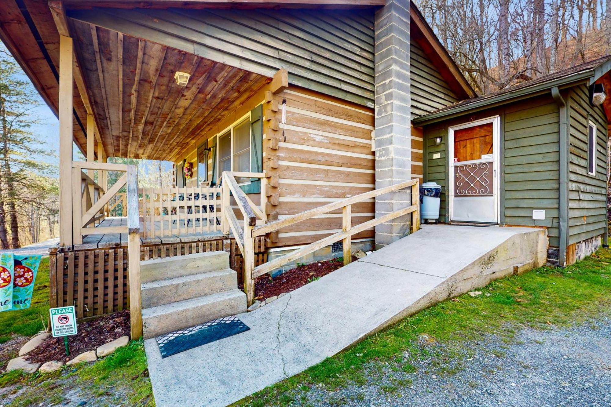 2 Bed 2 Bath Vacation Home In Whittier II ภายนอก รูปภาพ